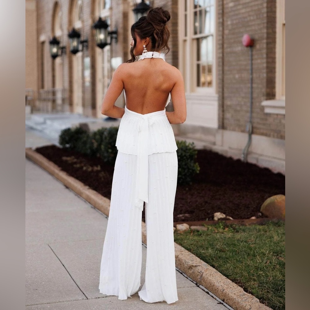 Elegant White Wide Leg Jumpsuit - Picture 7 of 10